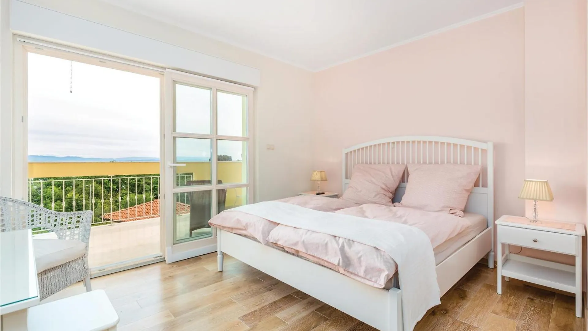 6 Bedroom Cozy Home In 로브란 크로아티아