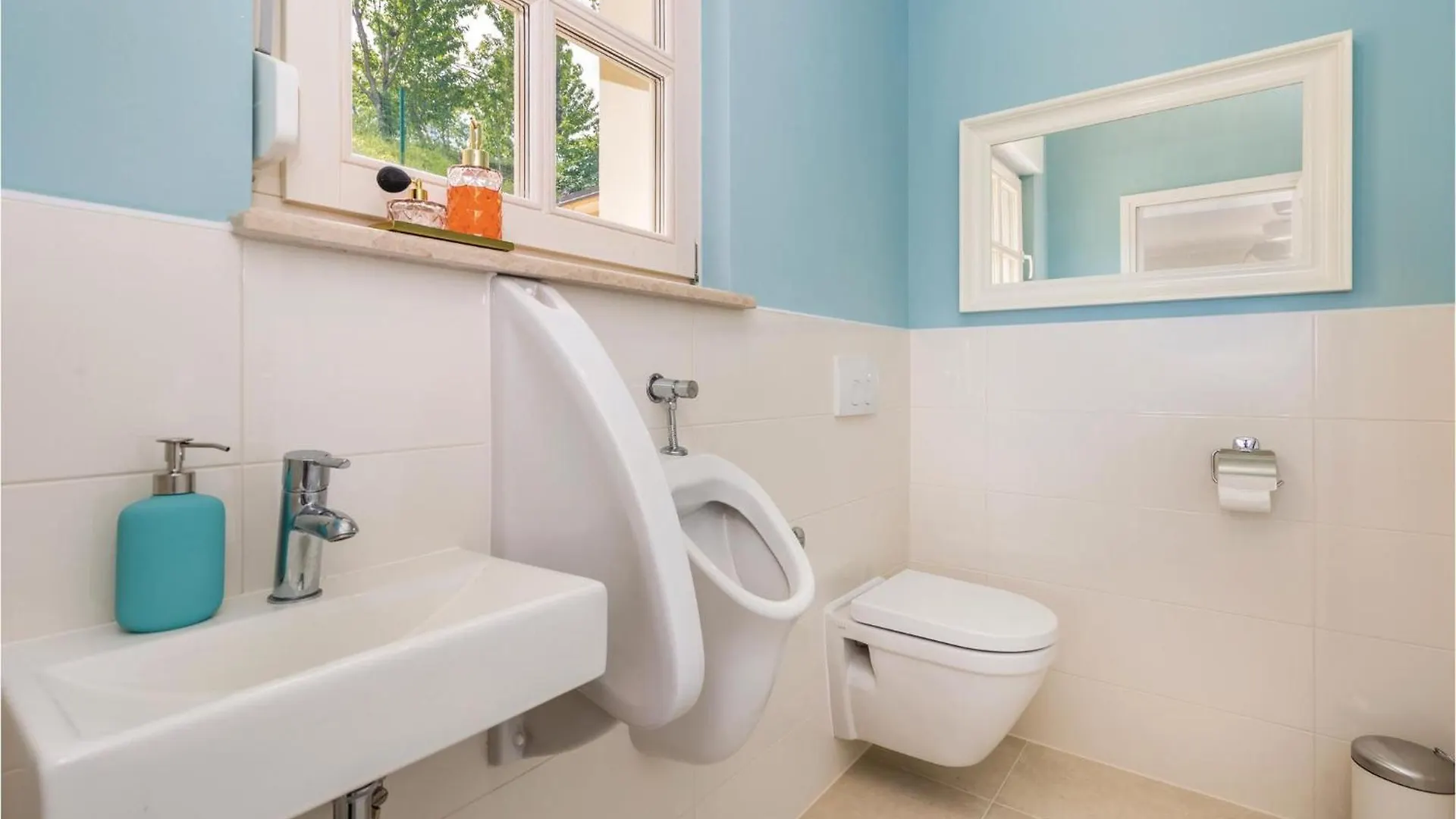 펜션 6 Bedroom Cozy Home In 로브란