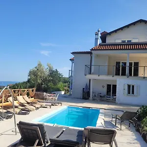 Apartment Chiara Mit Meerblick Und Pool Und Jacuzzi, Lovran